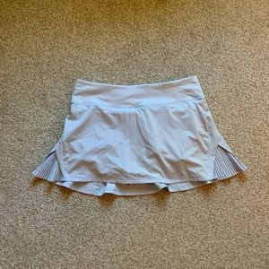 Lululemon Play off the Pleats Skirt